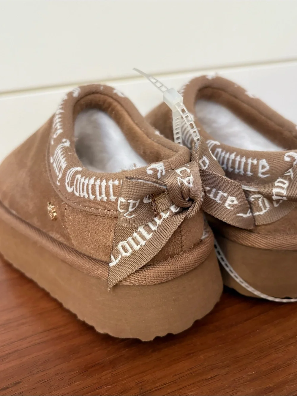 New Juicy Couture Kids Suede Platform Brown Chestnut Booties Boots Slippers 11
